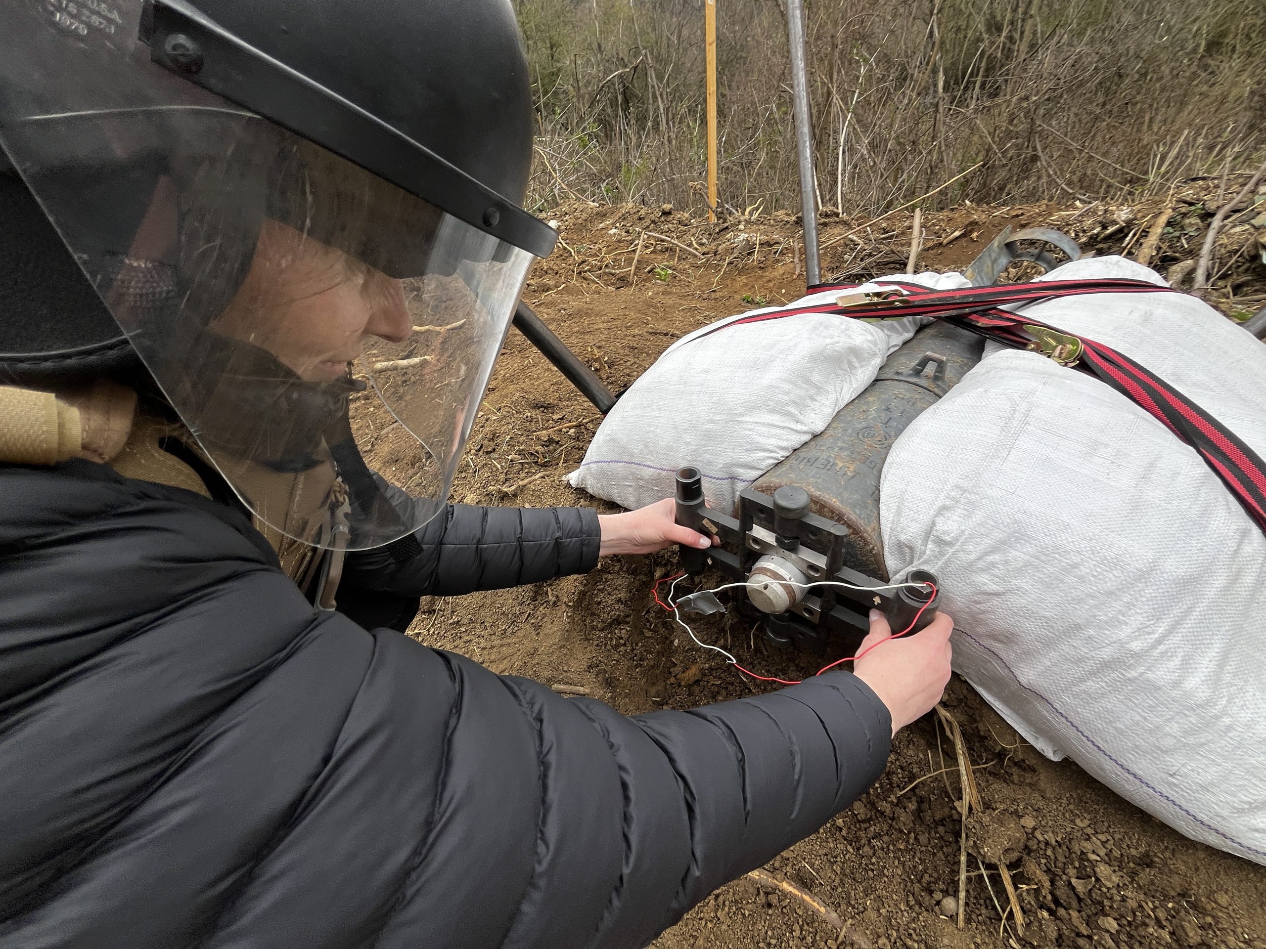 Ukrainian Demining Specialist Successfully Completes HUNMAC EOD Level 1–2 Training